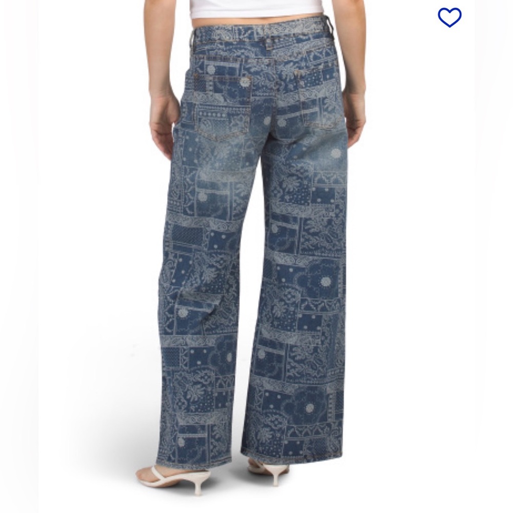 NWT Cali 1850 Bandana Printed Low Rise WiDe Leg Jeans - Picture 10 of 10